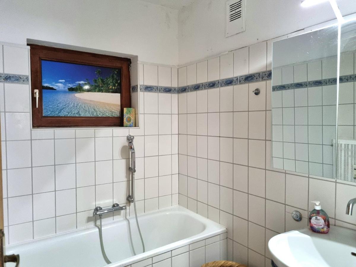 Lovely Spacious Apartment-80M2-Old Style-Tourist Area Rauth エクステリア 写真